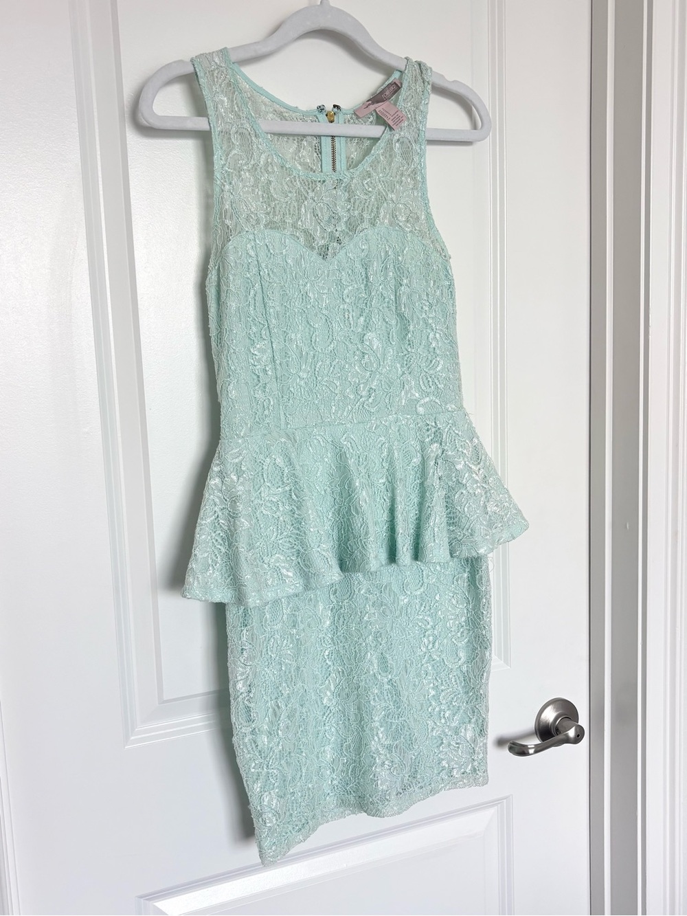 Forever 21 Mint Lace Peplum Dress Coquette Pastel Bodycon Mini